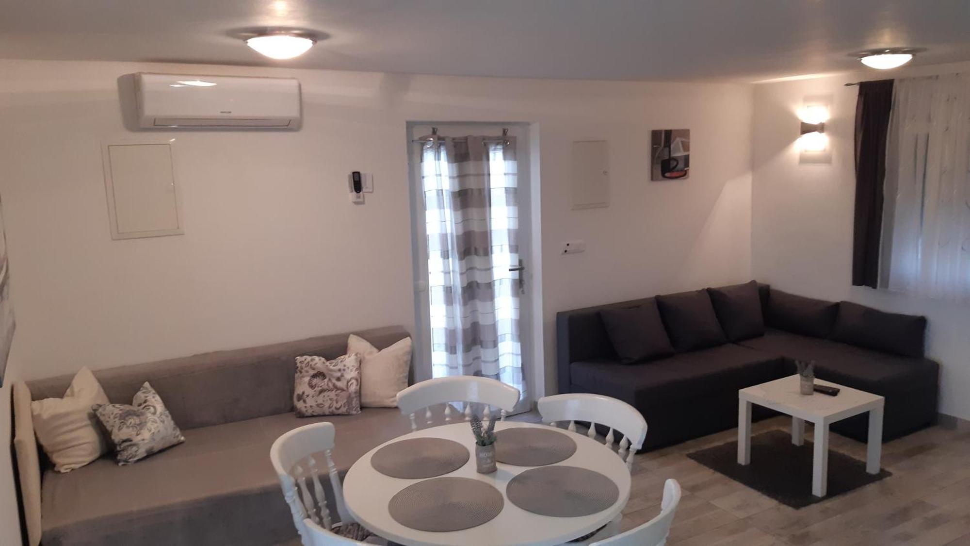 Apartman Sunce 닌 외부 사진